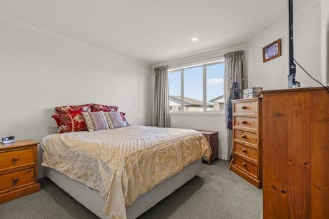 Photo of property in Waterview Estate, 41/4 Greystone Place, Omokoroa, 3114