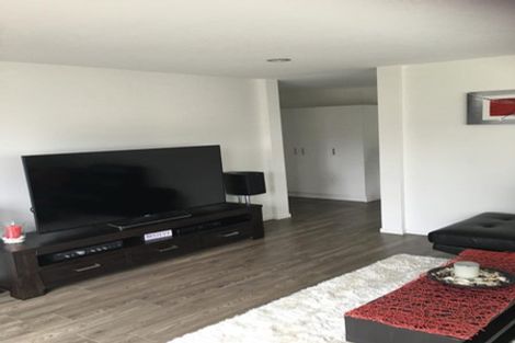 Photo of property in 4 Bridget Court, Red Beach, 0932