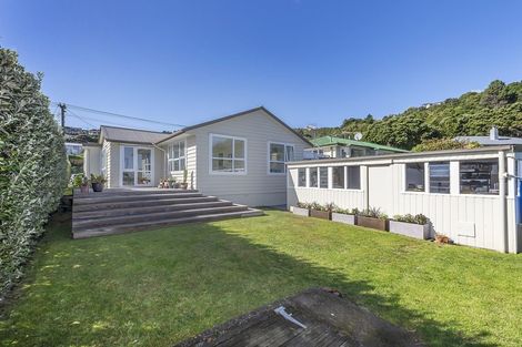 Photo of property in 68 Raukawa Street, Strathmore Park, Wellington, 6022