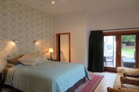 Photo of property in 6 Cardigan Street, Arrowtown, 9302