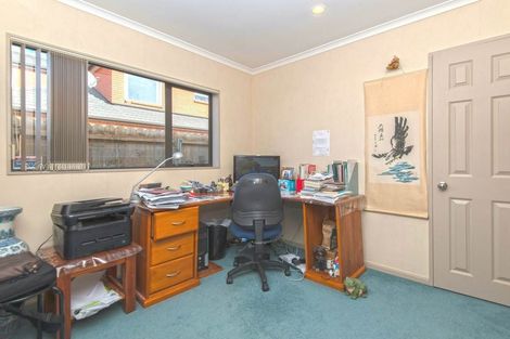Photo of property in 15 Belcoo Crescent, East Tamaki, Auckland, 2013