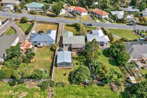 Photo of property in 20 View Street, Maungaturoto, 0520