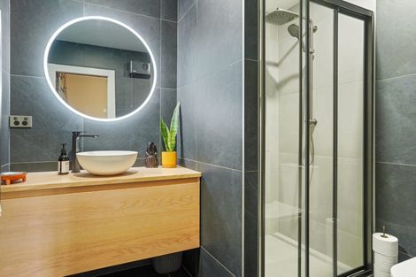 Photo of property in 222 Edgeware Road, Edgeware, Christchurch, 8013