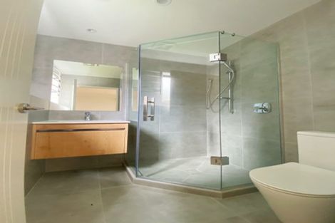 Photo of property in 37b Forrest Hill Road, Milford, Auckland, 0620