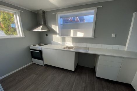 Photo of property in 1 Dampier Avenue, Awapuni, Palmerston North, 4412