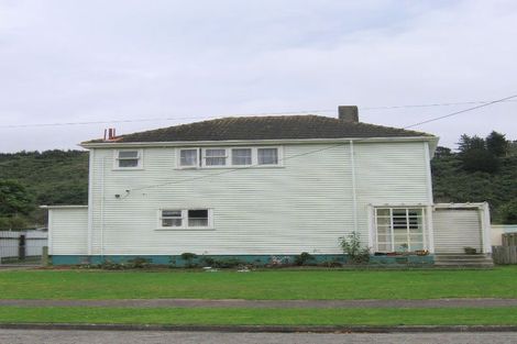 Photo of property in 53 Compton Crescent, Taita, Lower Hutt, 5011