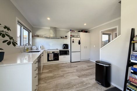 Photo of property in 4b Horoeka Street, Stokes Valley, Lower Hutt, 5019