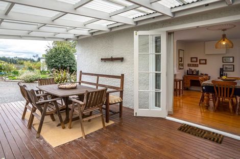 Photo of property in 343 Waihakeke Road, Waihakeke, Carterton, 5792