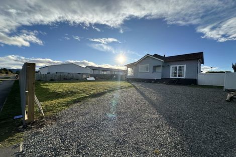 Photo of property in 28 King Street, Coalgate, 7673