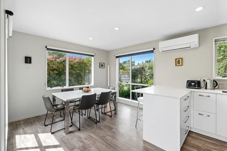 Photo of property in 21 Blowers Place, Halswell, Christchurch, 8025