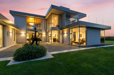 Photo of property in 32 Talboys Drive, Winton, 9720