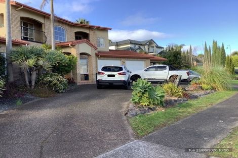 Photo of property in 22 Anaheim Boulevard, Shamrock Park, Auckland, 2016