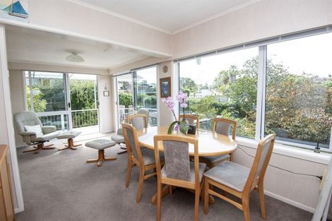 Photo of property in 41 Beechdale Crescent, Pakuranga Heights, Auckland, 2010