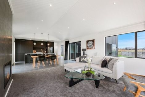 Photo of property in 11 Kara Place, Wharewaka, Taupo, 3330