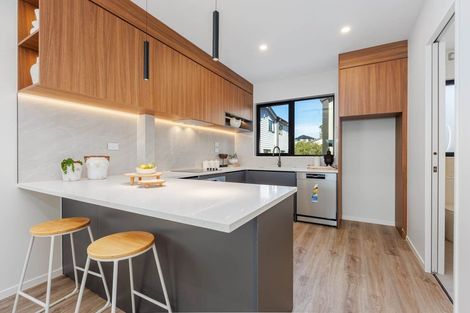 Photo of property in 111d Sycamore Drive, Sunnynook, Auckland, 0620
