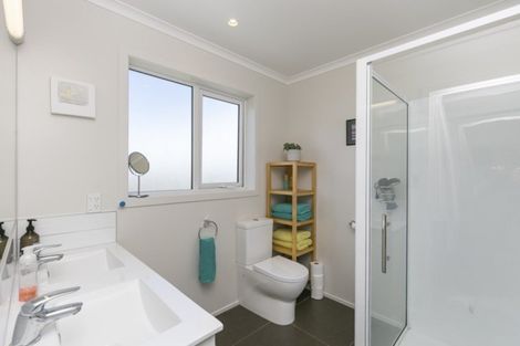 Photo of property in 86 Downing Street, Crofton Downs, Wellington, 6035