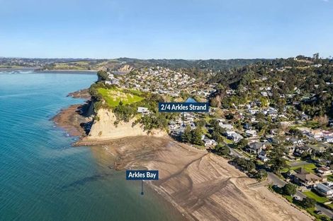 Photo of property in 2/4 Arkles Strand, Arkles Bay, Whangaparaoa, 0932