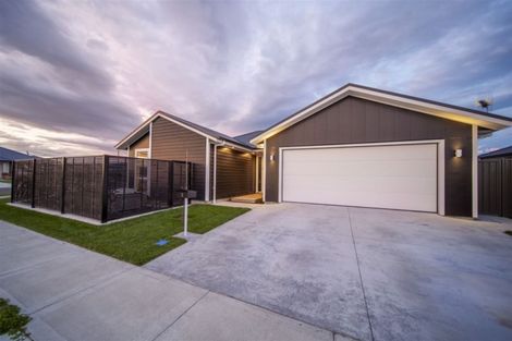 Photo of property in 3 Kaituna Place, Te Awa, Napier, 4110