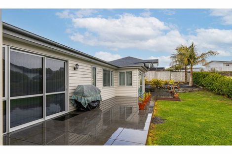 Photo of property in 6 Josh Road, Huapai, Kumeu, 0810