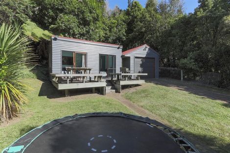Photo of property in 17 Tombleson Road, Lake Rotoma, Rotorua, 3074