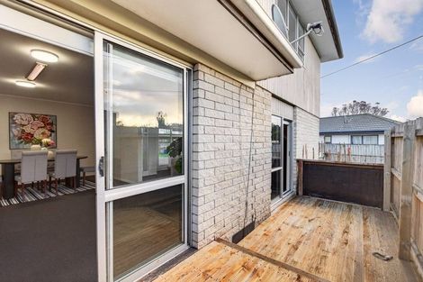Photo of property in 5 Bittern Place, Henderson, Auckland, 0610