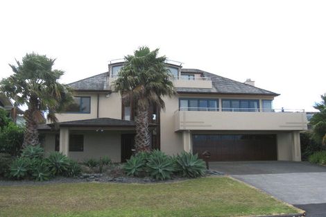 Photo of property in 11 Katui Street, Castor Bay, Auckland, 0620