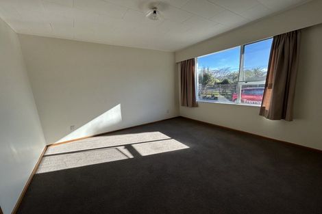 Photo of property in 6a Tait Place, Carterton, 5713