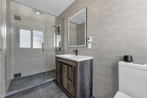 Photo of property in 13 Pumau Place, Flat Bush, Auckland, 2019