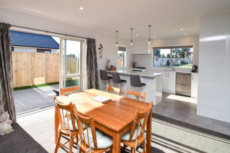 Photo of property in 3 Madison Street, Carterton, 5713