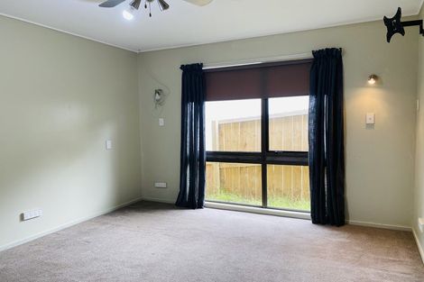 Photo of property in 3 Pinehurst Place, Wattle Downs, Auckland, 2103
