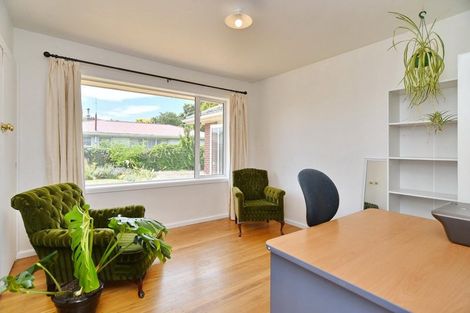 Photo of property in 25 Fairmont Place, Hornby, Christchurch, 8042