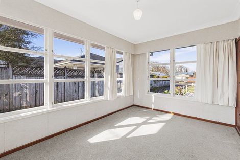 Photo of property in 20 Clare Street, Cambridge, 3434