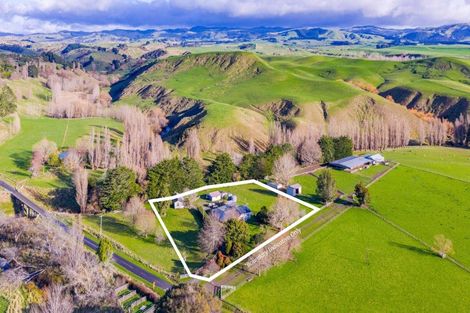 Photo of property in 756 Mangaorapa Road, Mangaorapa, Porangahau, 4291