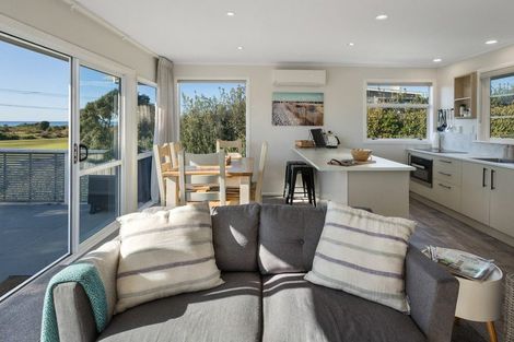 Photo of property in 116 Seaforth Road, Waihi Beach, 3611