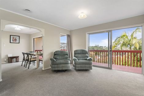 Photo of property in 1/301 Sunset Road, Sunnynook, Auckland, 0632
