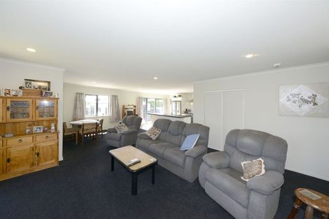 Photo of property in 21 Portchester Street, Aranui, Christchurch, 8061