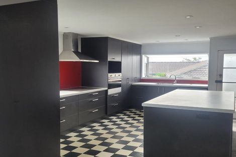 Photo of property in 1/72 Casuarina Road, Half Moon Bay, Auckland, 2012