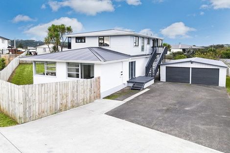 Photo of property in 19 Alexandra Street, Riverhead, 0820