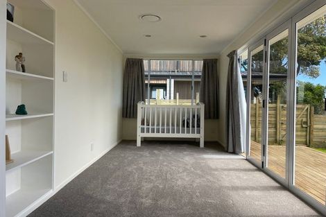 Photo of property in 19 Cherry Road, Bucklands Beach, Auckland, 2014