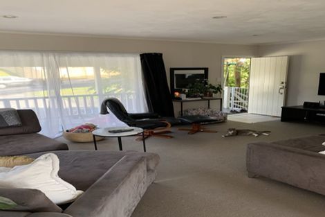 Photo of property in 2/14 Finchley Road, Torbay, Auckland, 0630