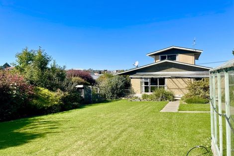 Photo of property in 22 Awamoa Road, Holmes Hill, Oamaru, 9401