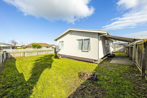 Photo of property in 1/43 Trimdon Street, Randwick Park, Auckland, 2105