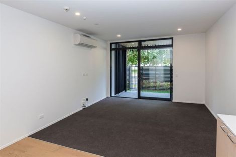 Photo of property in 2/34 Cranmer Square, Christchurch Central, Christchurch, 8013
