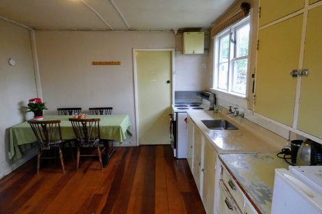 Photo of property in 30 Mackenzie Street, National Park, Owhango, 3989