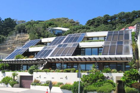 Photo of property in 2/328 Oriental Parade, Oriental Bay, Wellington, 6011