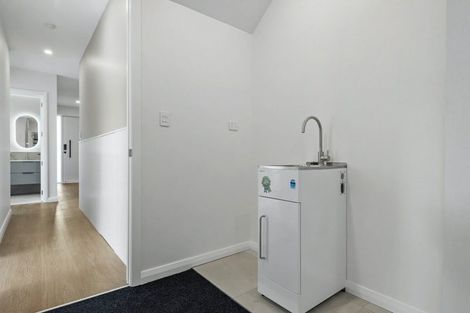 Photo of property in 4 Yellow Pear Lane, Karaka, 2578