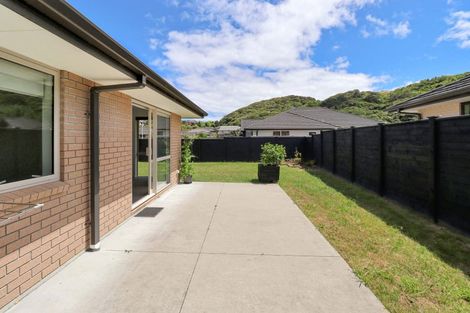 Photo of property in 11 Shearwater Lane, Whitby, Porirua, 5024