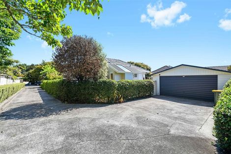 Photo of property in 14 Strowan Avenue, Fairfield, Hamilton, 3214