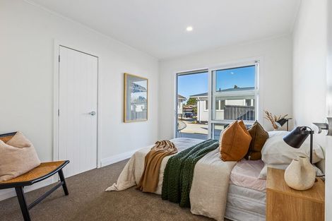 Photo of property in 17c Hamurana Place, Te Atatu Peninsula, Auckland, 0610