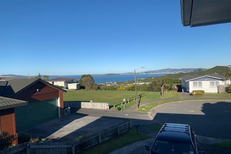 Photo of property in 6 Banksia Grove, Maungaraki, Lower Hutt, 5010